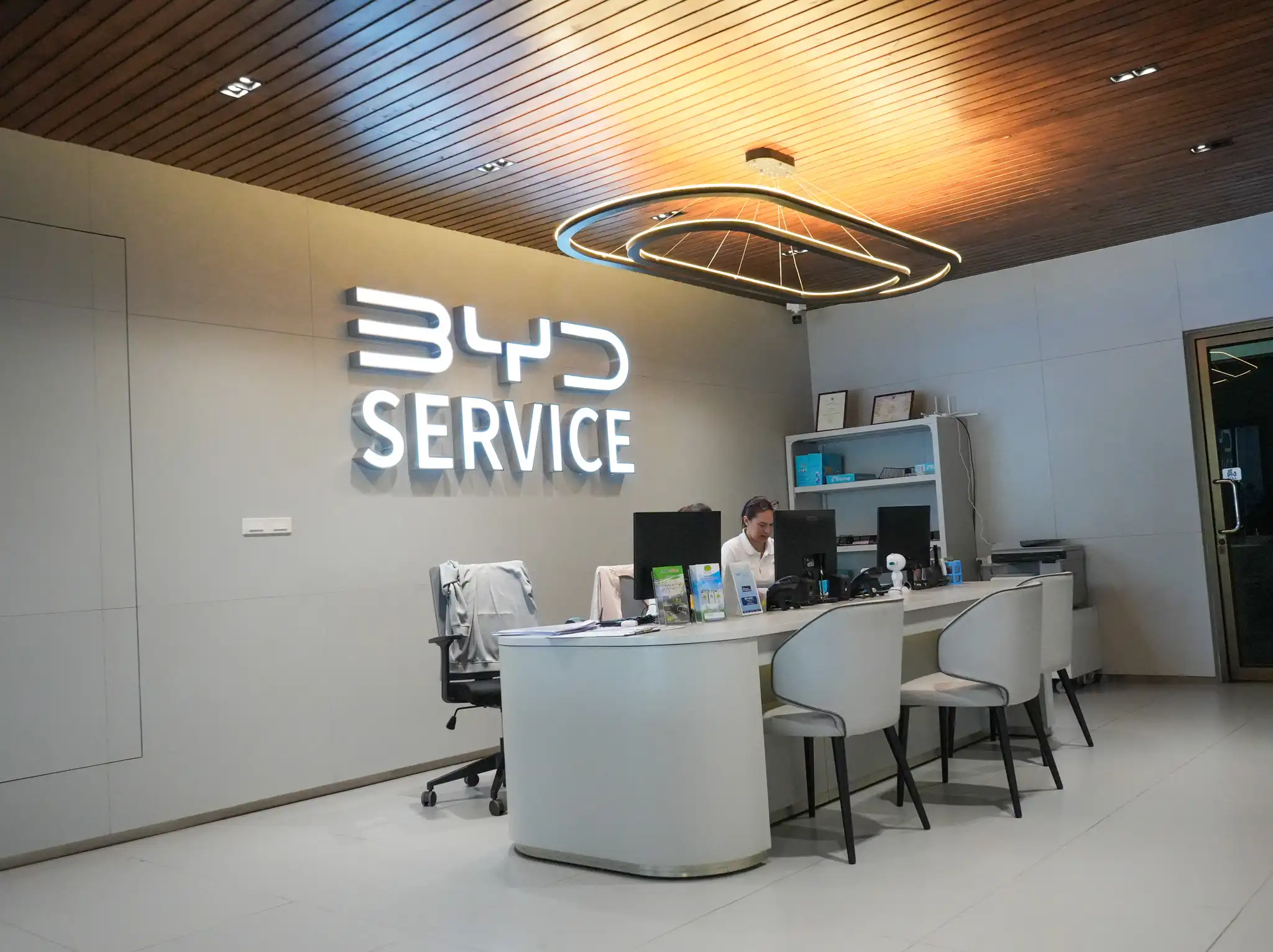 ปัญหารถ EV ที่พบบ่อย พร้อมวิธีสังเกตและแนวทางดูแลเบื้องต้น 1 BYD BD Auto Group บีดี ออโต้ กรุ๊ป ตัวแทนจำหน่ายรถยนต์ไฟฟ้า BYD รายใหญ่ที่สุดในภาคใต้