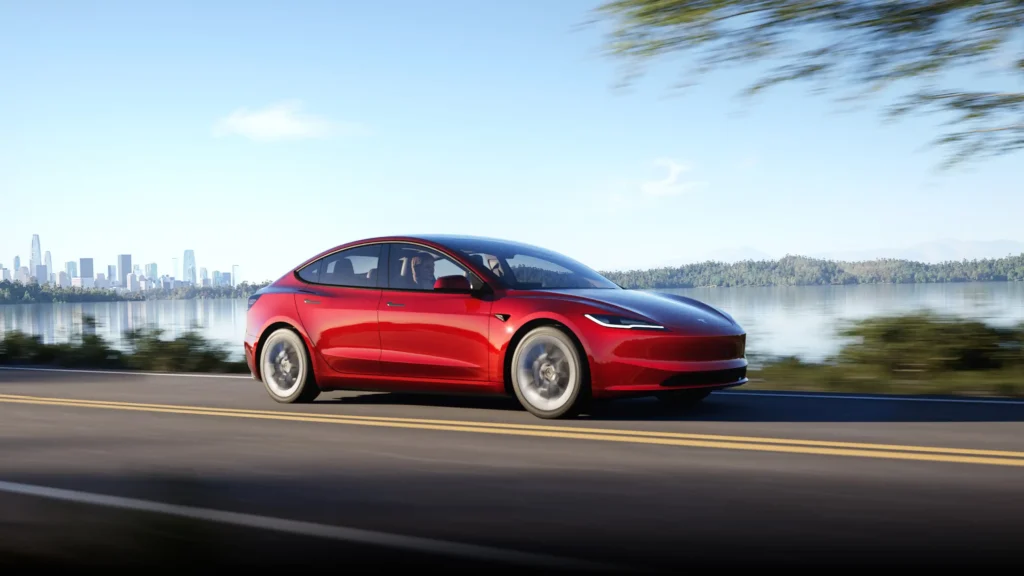 Tesla model 3 5 (Web H)