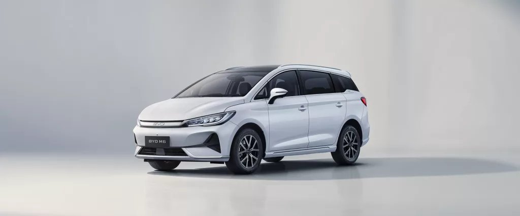 รถยนต์ไฟฟ้า BYD M6 MPV สุดพรีเมียมในแพลตฟอร์มใหม่ 3 รถยนต์ไฟฟ้า BYD M6