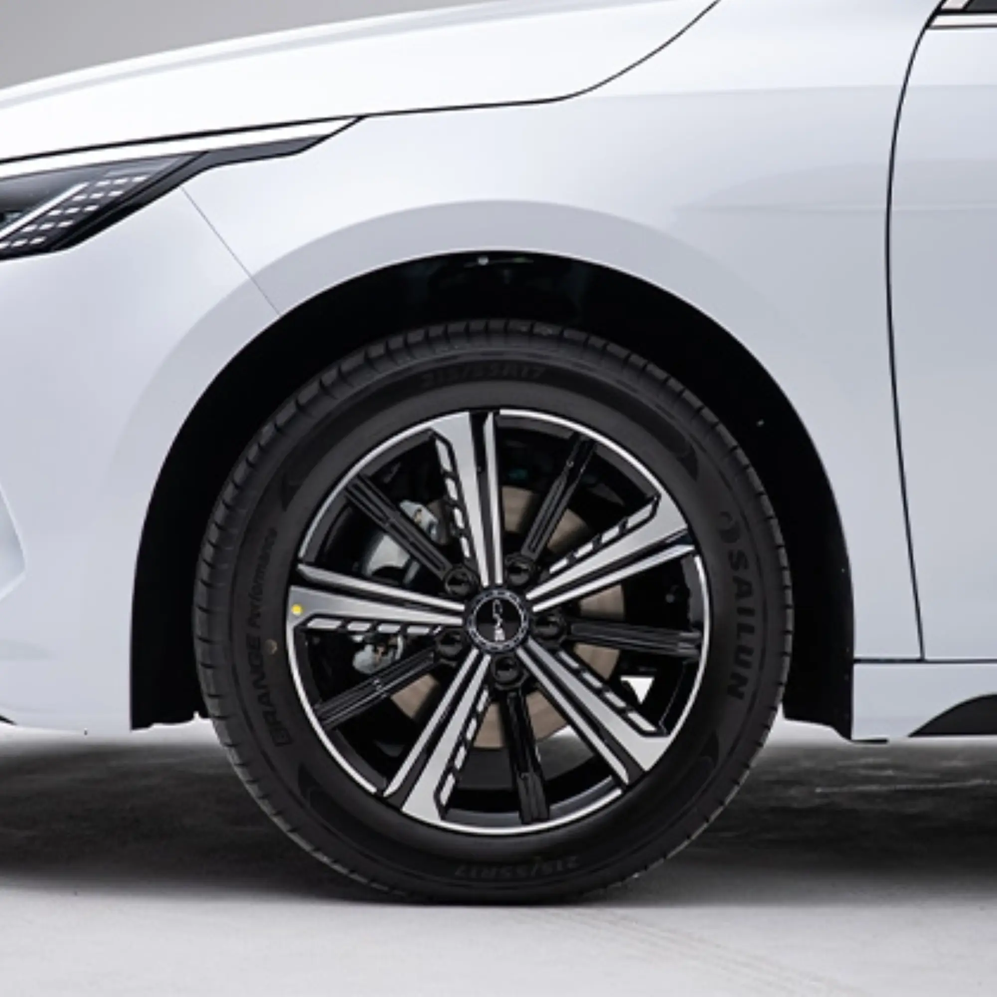 BYD SEAL 5 wheels (Vertical)